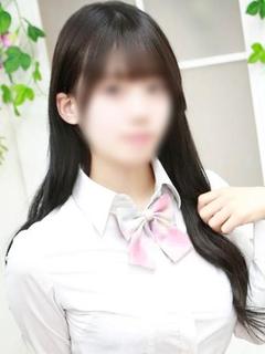 皇まりな