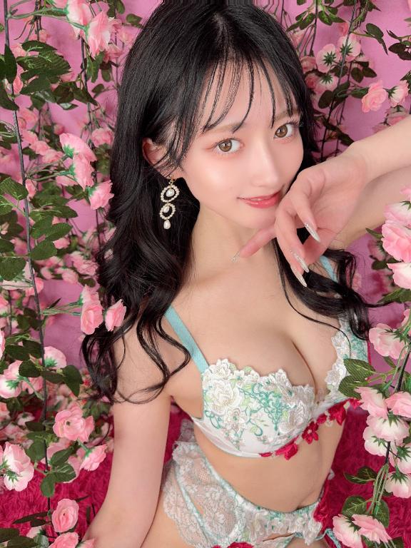 あや の はじめまして🙌🏻💌
