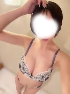 結城れおな