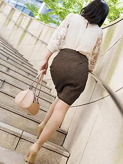 瀬月