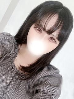 麗日しゅな