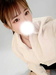 足立えみり