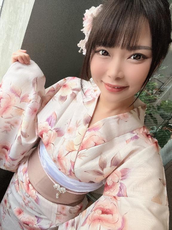 あいり の ‎‎お昼、誰と過ごす？🤍