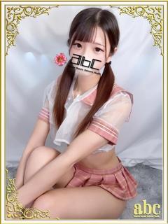 新人ゆい
