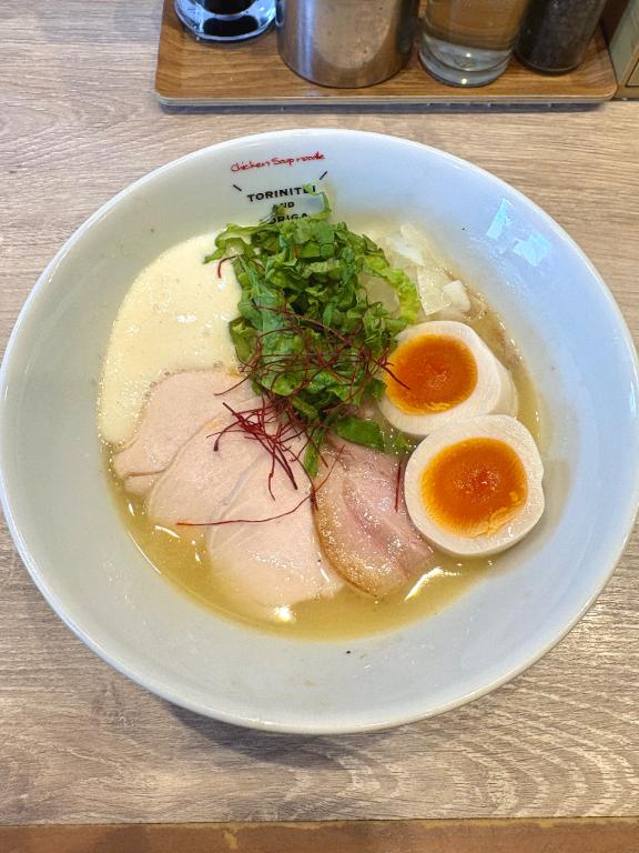 リリス の ラーメンと憎き蚊の話🍜🍥