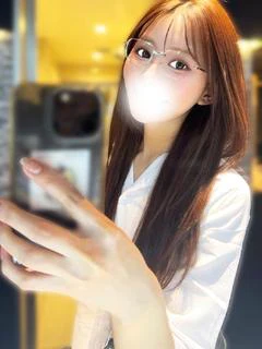 春川みれい