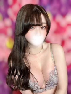 鈴本ましろ