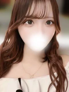 山吹てぃな