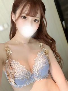 日菜みおり