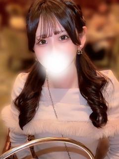 雫りりな