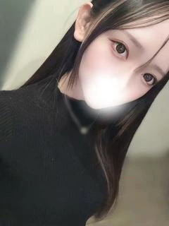 琴山ゆずは