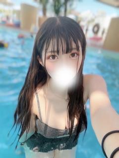 桐谷えみか