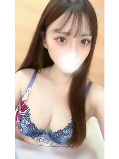 朝吹えみり