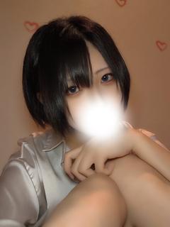 しおり(業界未経験・笑顔満点)