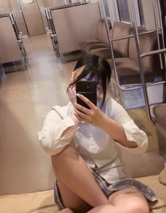 えれな(奇跡の痴女巨乳天使) の 珍事件