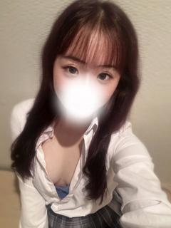 れいあ(責められたい美乳娘)