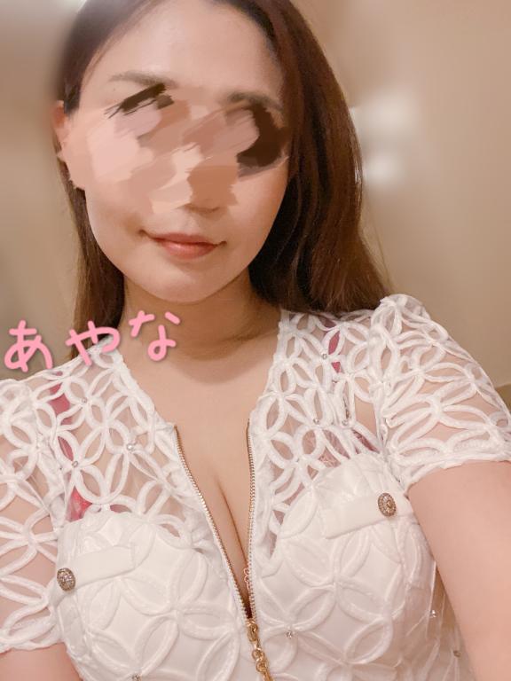 あやな の ＊15日　ご予約スタートです＊
