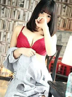 えみい