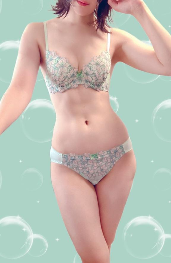 えみ の 寒色系