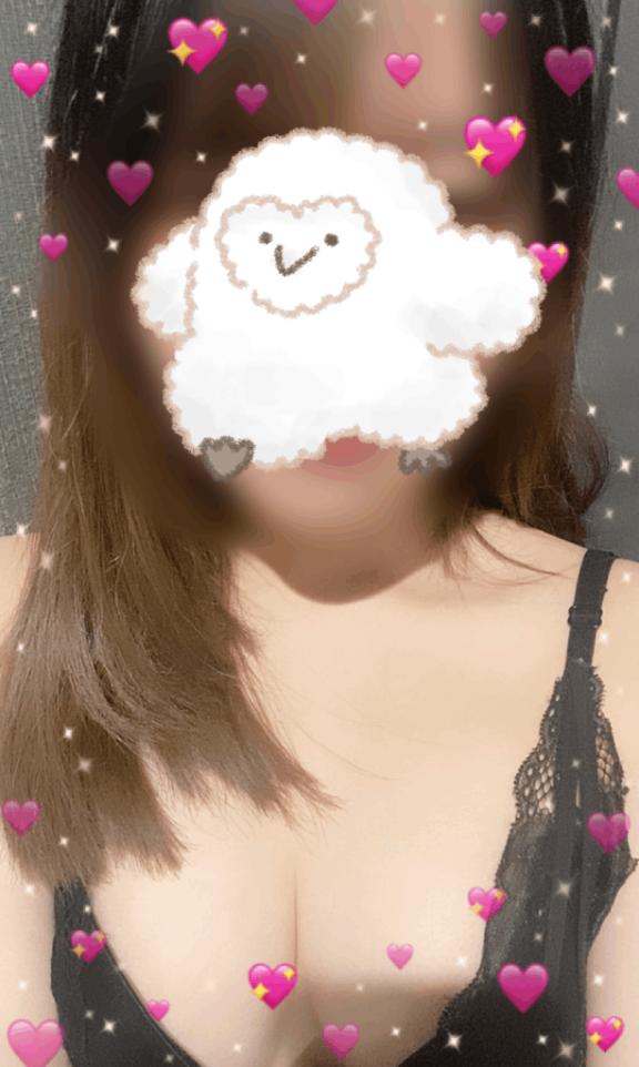 えれな の 今日18:00〜24:00います‼️🤍