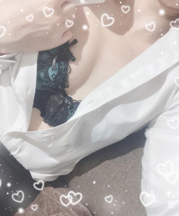 沖田 えま の (❁ᴗ͈ˬᴗ͈)