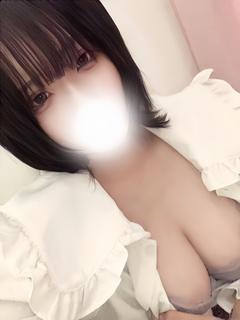 【新人】なるみ