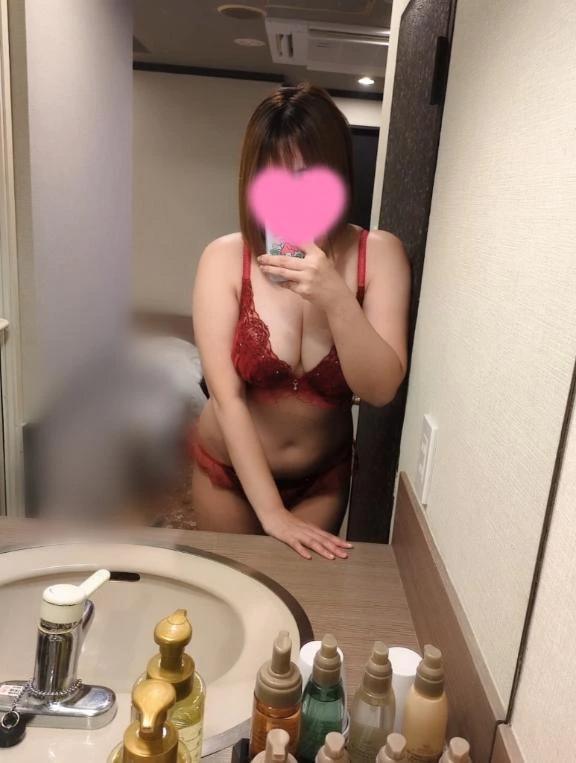 — の 🥧ドエロな下着で👙