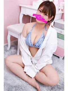 巨乳専科 パンチラボイン横浜のゆいな