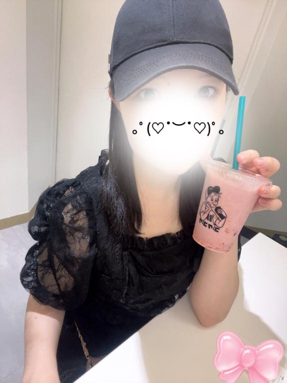 Yuyu の 🤍次回出勤🤍