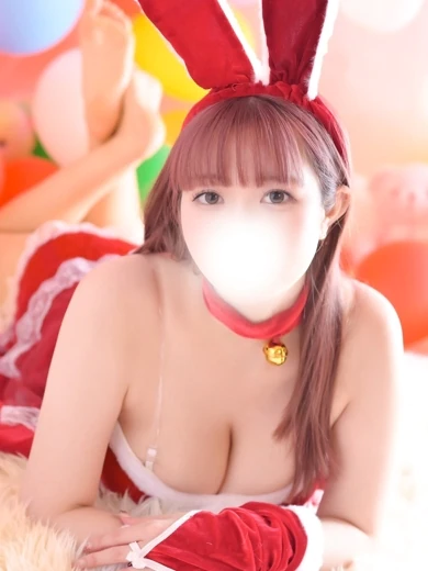 破壊力バツグン！Jカップバニーちゃん♪