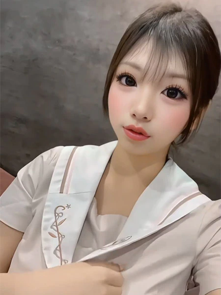 ロケットバストは驚異の《Iカップ》