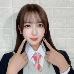 【H乳】片手で抑えたら溢れちゃう///