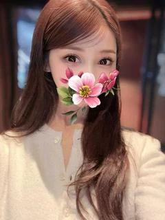 写真の女の子：望月 杏【ブラックVIP】